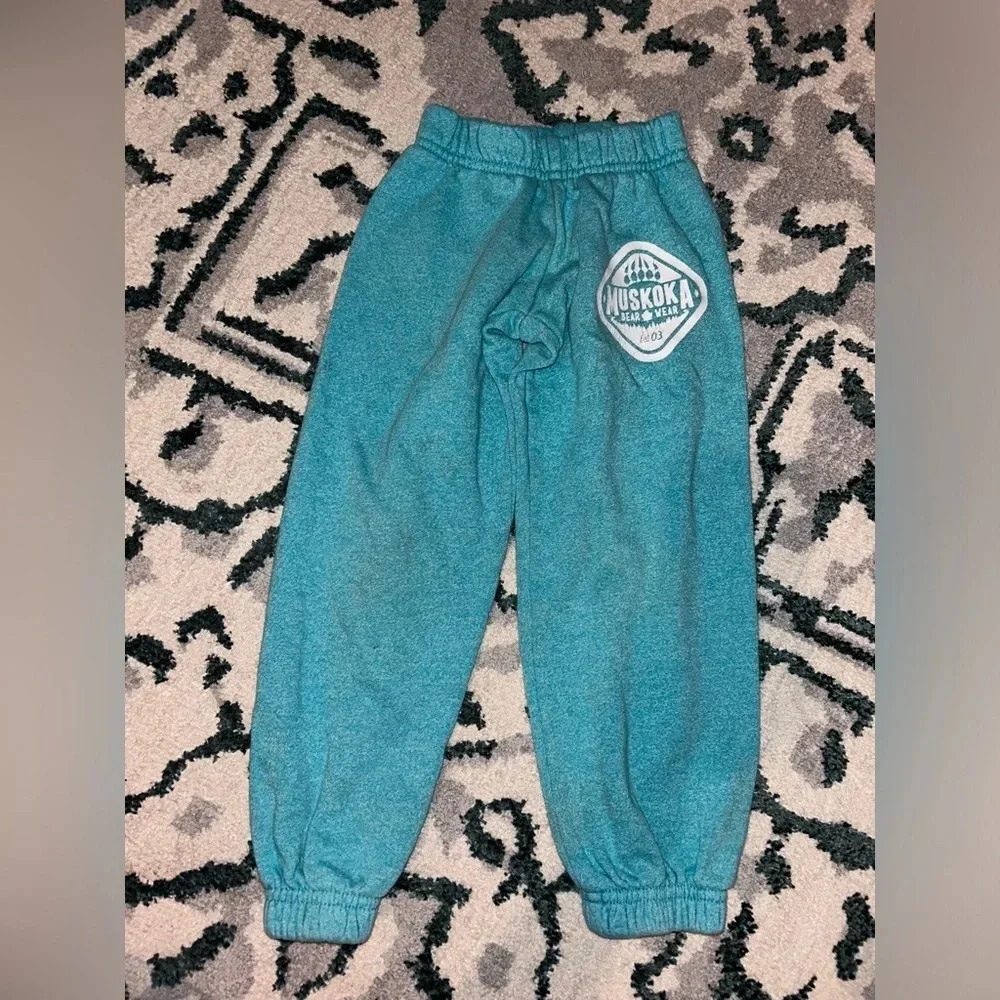 muskoka kids pants xxs  (2/3) (5 for $30)​
